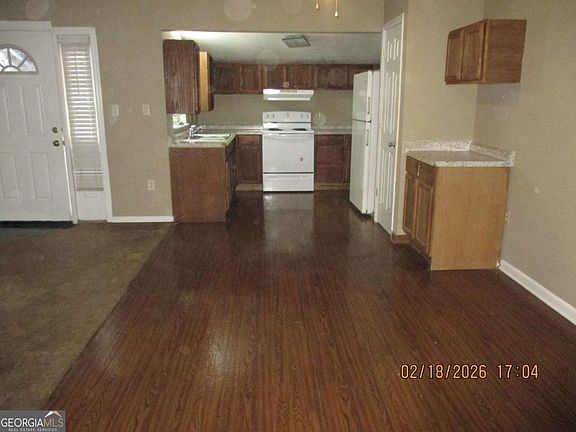 2nd image of 119 Cherokee Cir