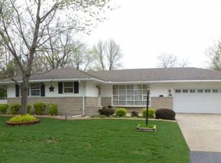 408 E Locust St, Tolono, IL 61880