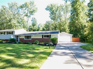 9432 Beaver Creek Dr, Mentor, OH