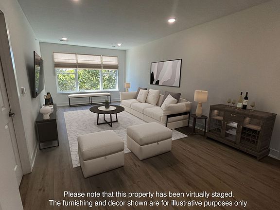 3rd image of 518 Vosseller Ave #118