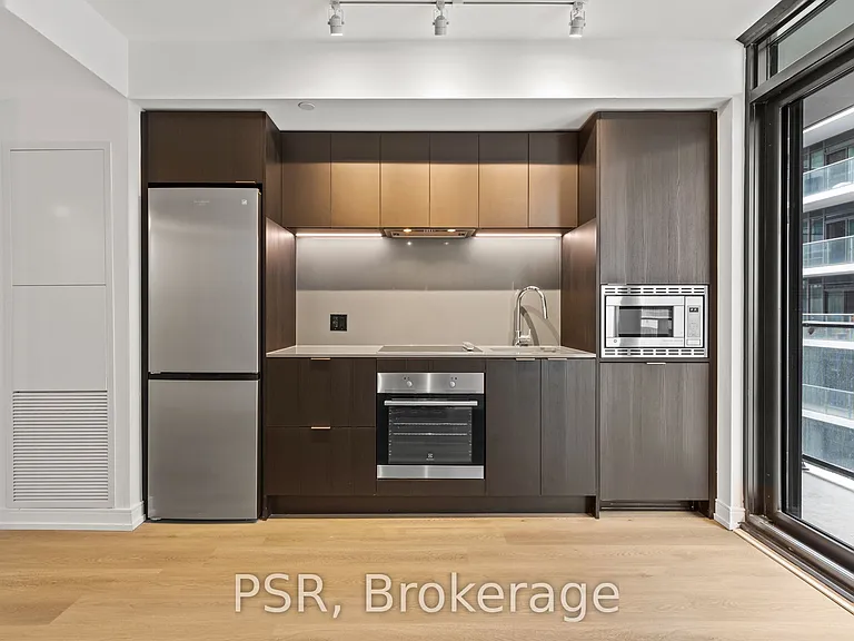 1 Jarvis St #919 — Photo 5