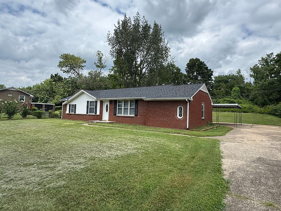 1st image of 229 Slayden Cir