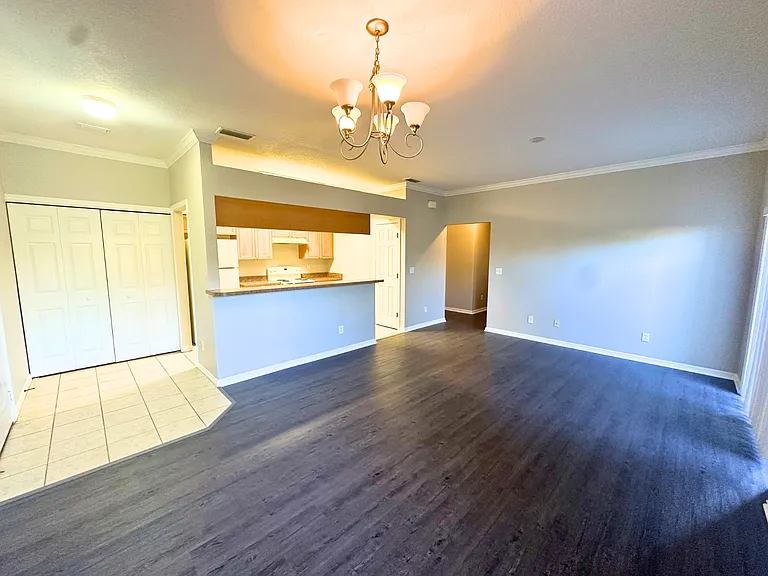 1704 Eagle Pond Dr #1704 — Photo 4