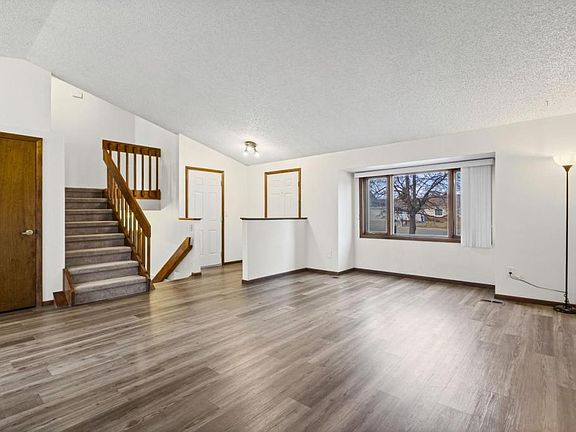 4th image of 2264 Danielle Ct