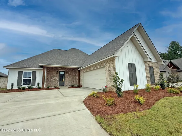320 Tremont Dr, Florence, MS 39073
