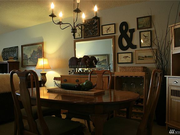 5th image of 3207 Colby Ave APT 205