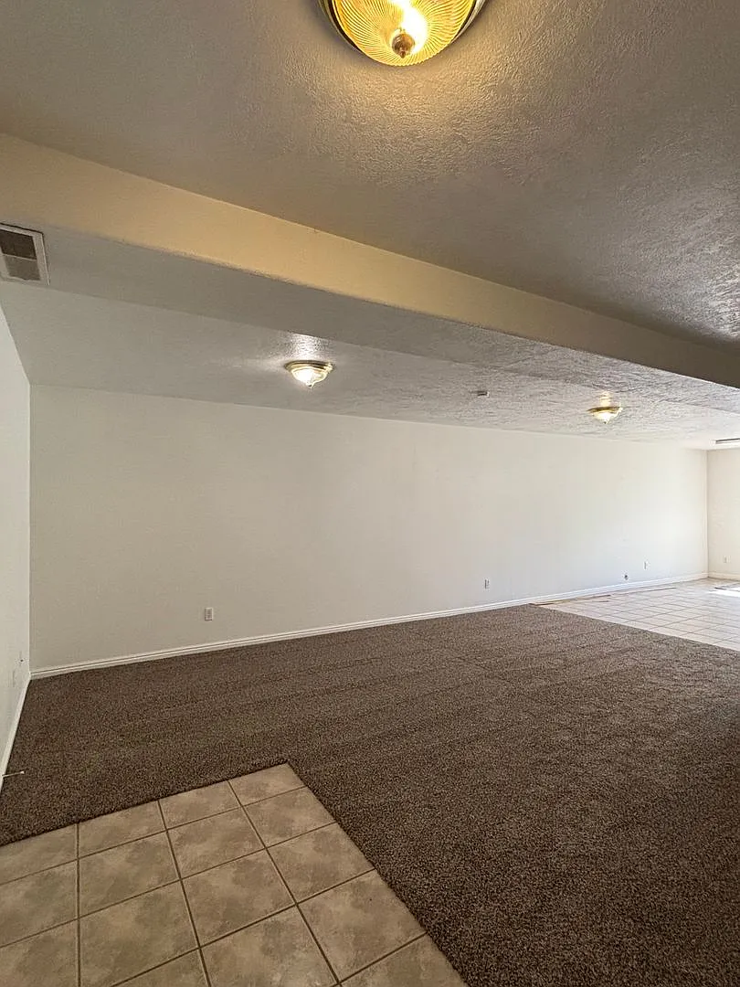 853 Samuel # A & B — Photo 2