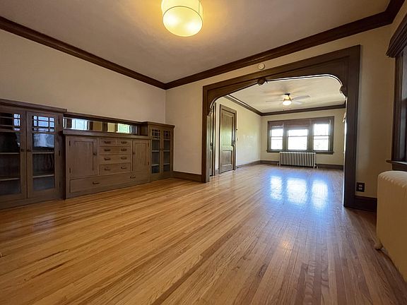 2nd image of 3324 Lyndale Ave S