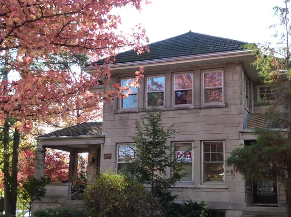 720 E 8th St, Bloomington, IN 47408