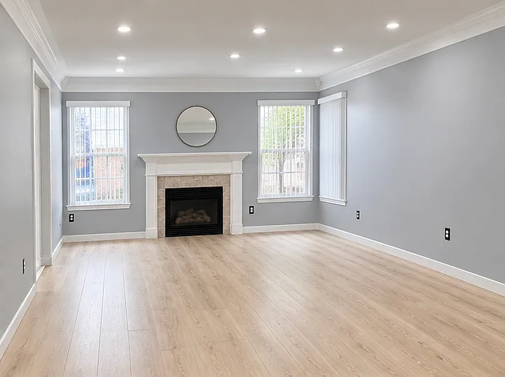 2 bed, 1354 sqft, $1,900 — Photo 2