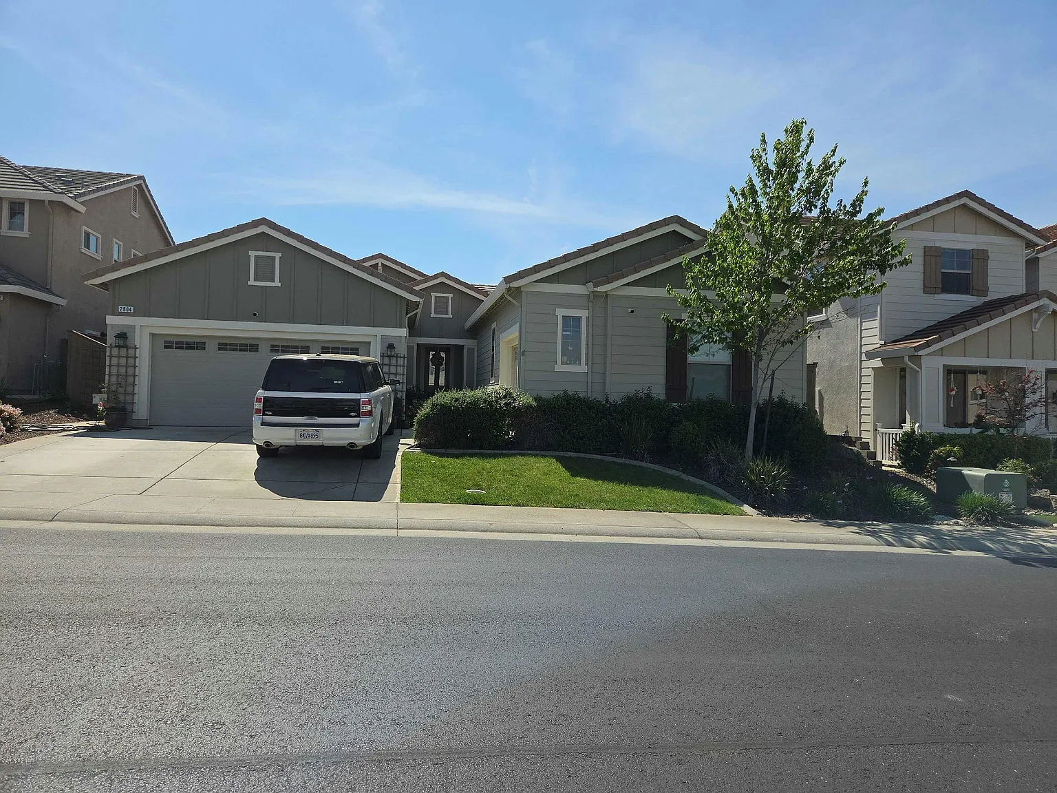 2804 Whispering Creek Loop photo 1