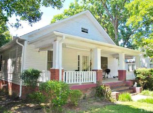 218 N Broad St, Burlington, NC 27217