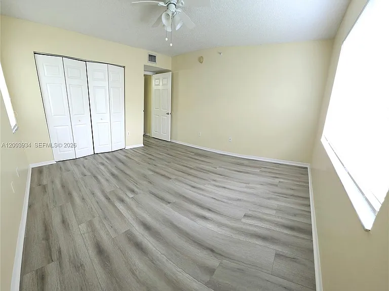 5051 Wiles Rd #201 — Photo 24