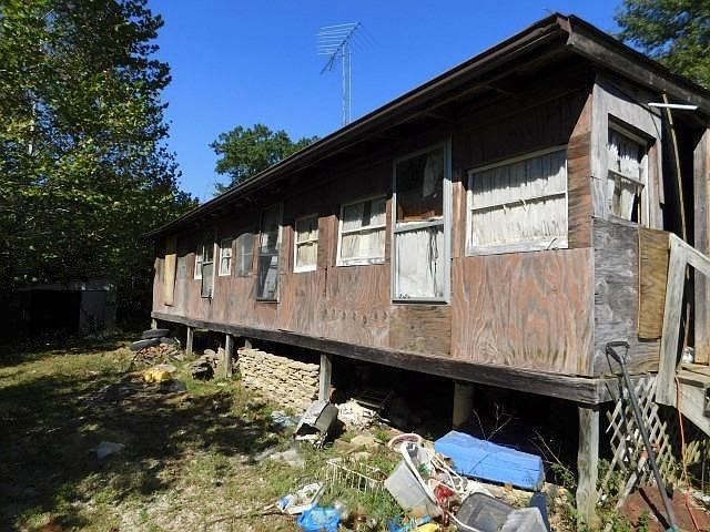 1st image of 1420 Harp Pike