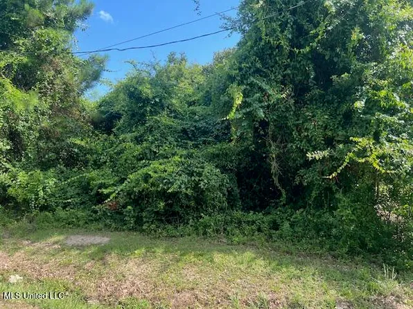 882 Maili Ct Lot 78, Diamondhead, MS 39525