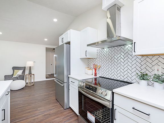 5th image of 5342 Shefford Ct