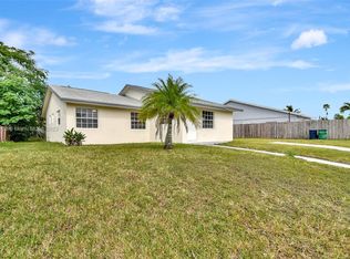 15955 SW 304th Ter, Homestead, FL 33033