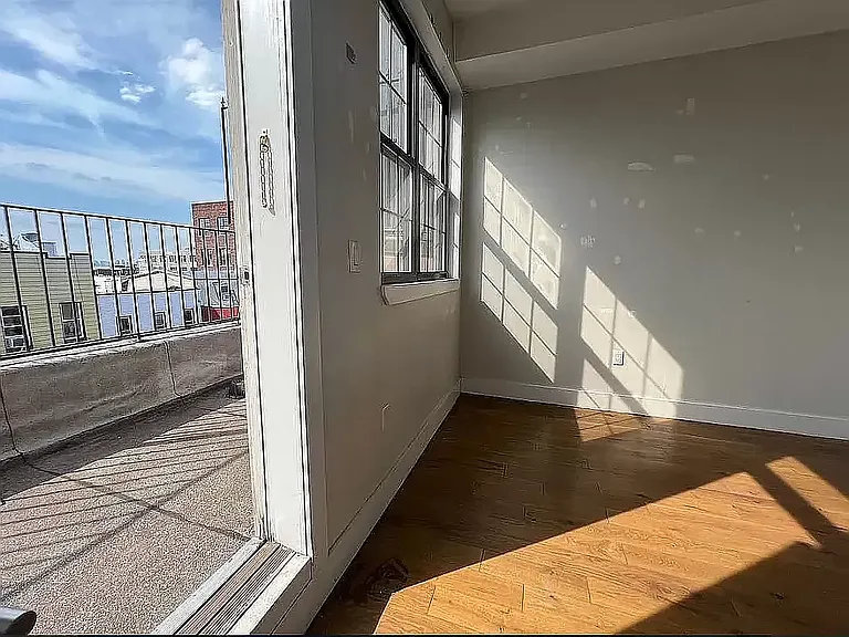 171 Suydam St #4R — Photo 28