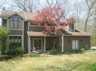 1981 Country Brook Dr SE, Ada, MI