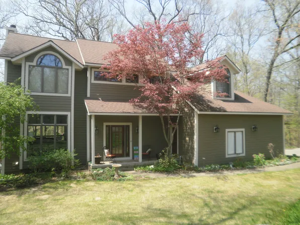 1981 Country Brook Dr SE, Ada, MI 49301