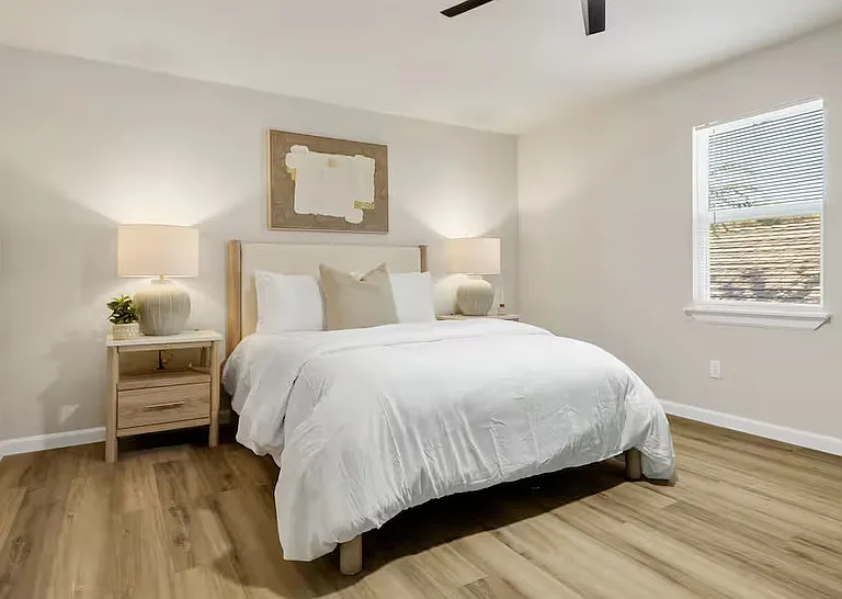 9690 Fallbrook Dr — Photo 12