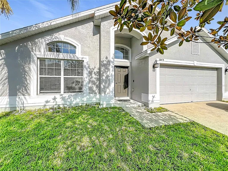 1045 Willow Branch Dr — Photo 3