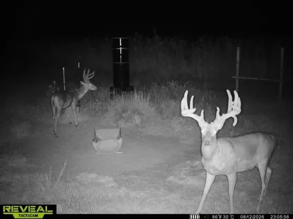 Co Rd, Greensburg, KS 67054