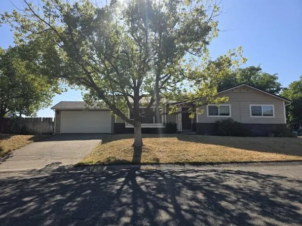 2045 Washington Ave, Red Bluff, CA 96080