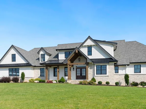 6535 Stonebridge Blvd, Auburn, IN 46706