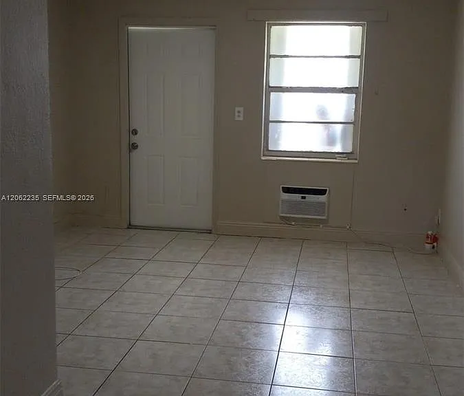 1462 NW 2nd Ave #2 — Photo 4