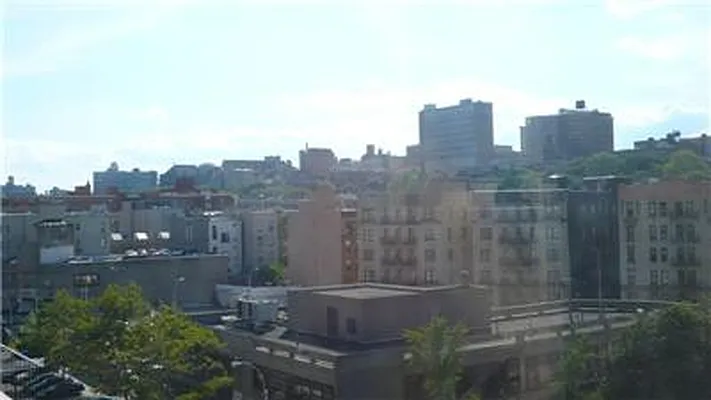 Sold by R New York | media 11