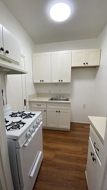Floor plan Studio. 1 Bath. 0 Half