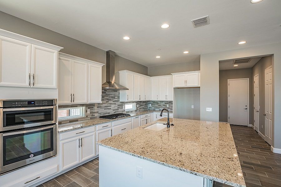 Artesa - Craftsman Elevation