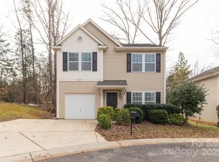 1444 Swaying Branch Ln, Clover, SC 29710