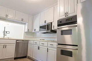 636 Eastview Way — Photo 4