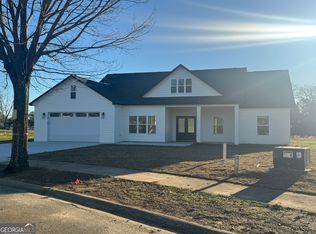 121 Southland Ridge Dr, Americus, GA 31709