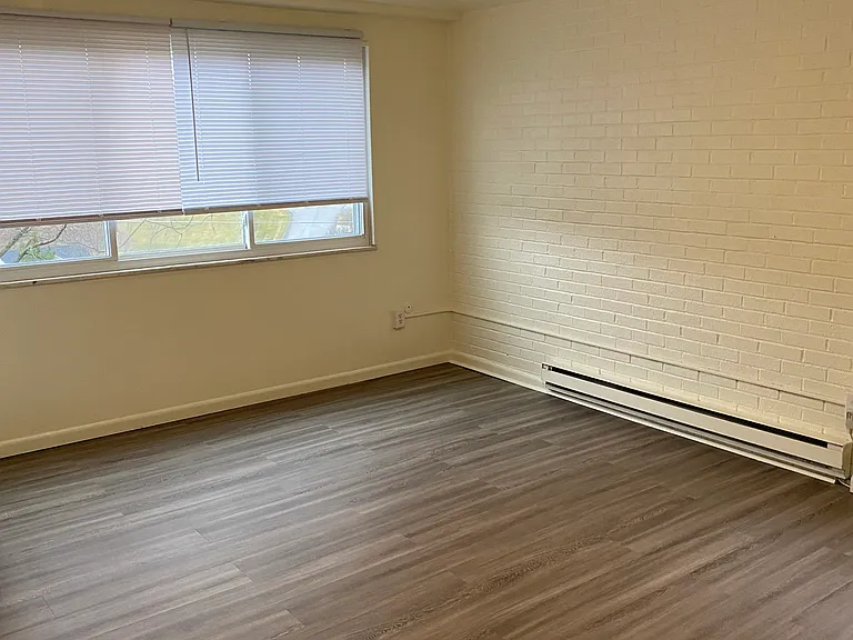 The North Main Apartments — Photo 31