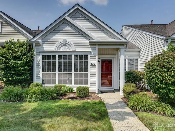 612 Harrier Dr, Monroe Township, NJ 08831