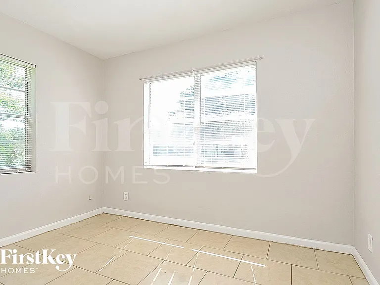 1715 Lake Shipp Dr N — Photo 10