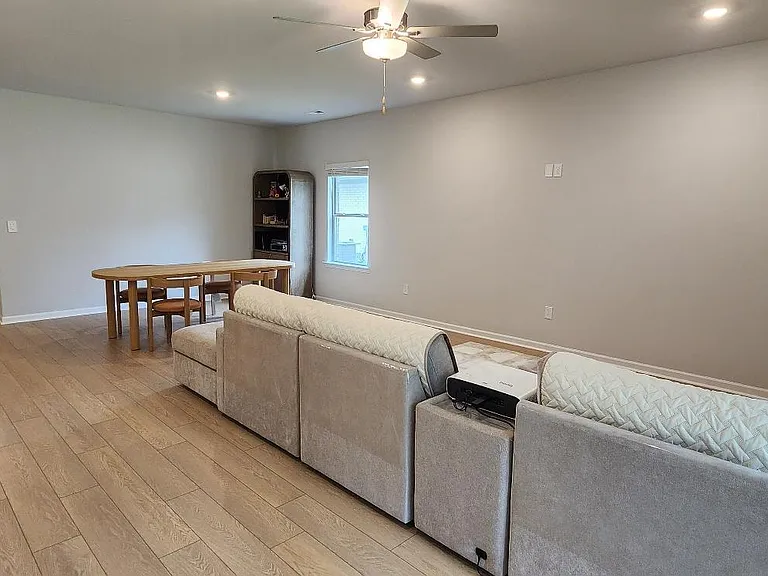 214 Waylan Ridge Ln — Photo 7