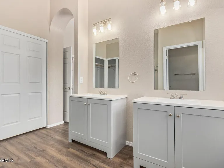 6920 W Morrow Dr — Photo 22