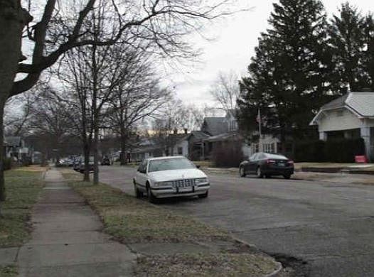5th image of 2100 Crawford St