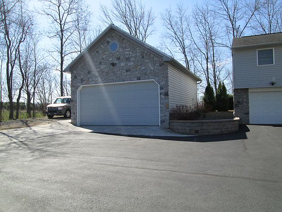 2 car detached garage