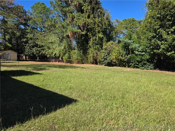 5156 Hewitt Dr, Fayetteville, NC 28311