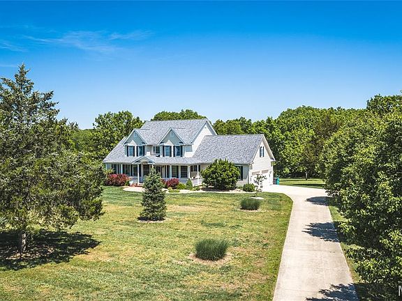 2nd image of 10289 Cedar Ridge Dr