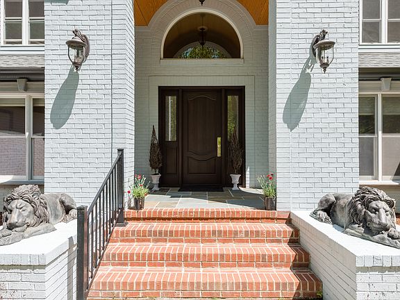 3rd image of 5322 Lancelot Dr