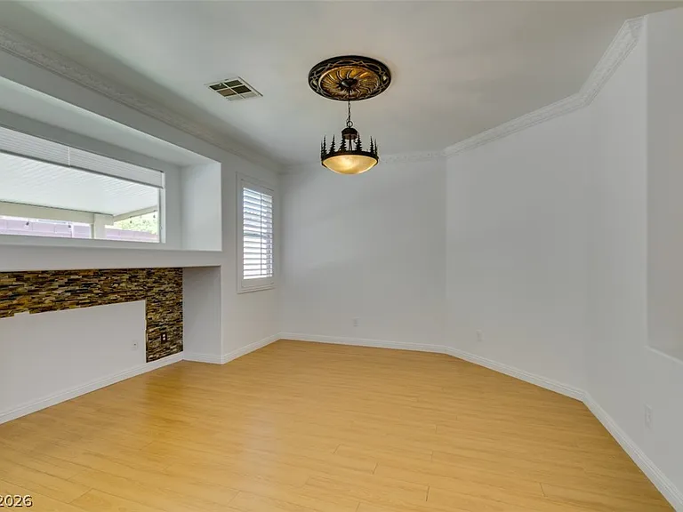 10513 Shanna Trellis Ave — Photo 8