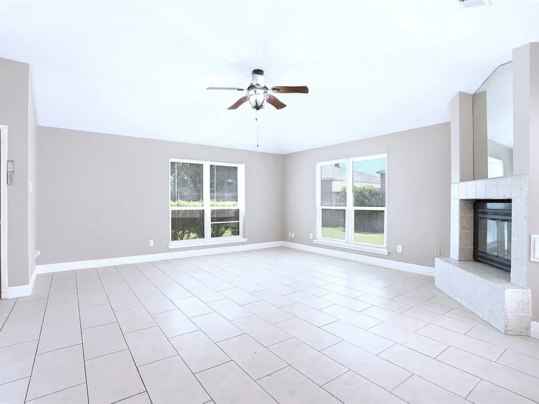 7502 Addicks Clodine Rd — Photo 13