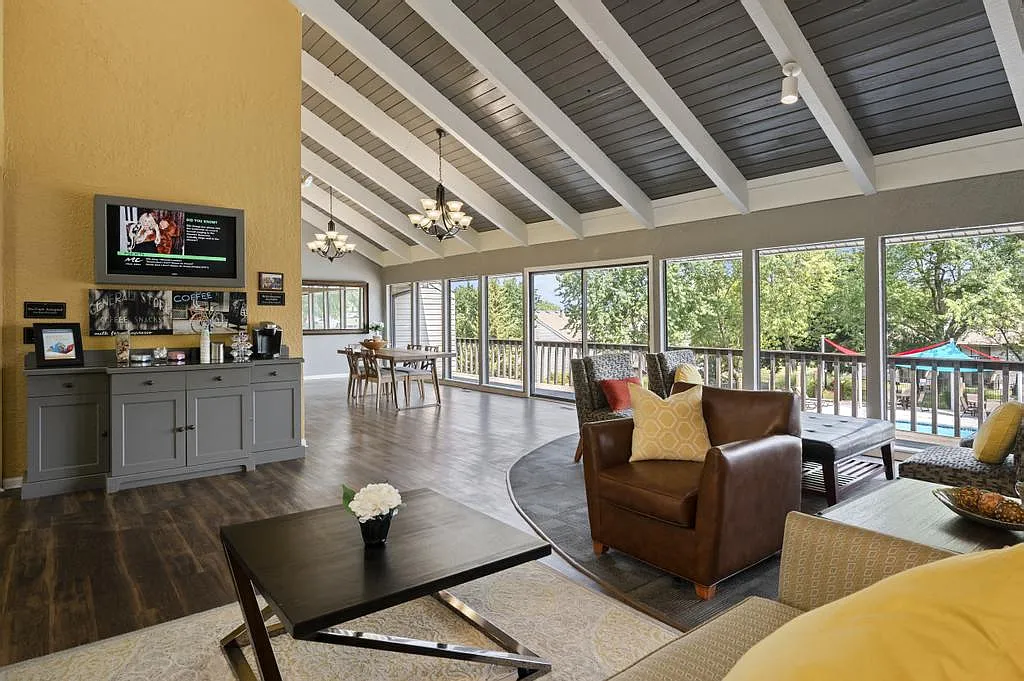 Arcadia at Overland Park — Photo 4