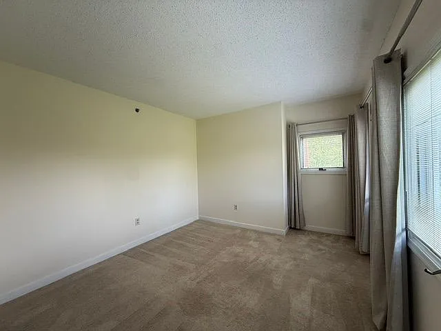 250 W Main St #404 — Photo 14